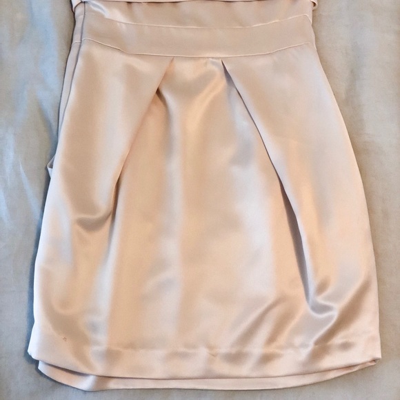 Gorgeous strapless cocktail dress in Champagne! - Picture 2 of 2